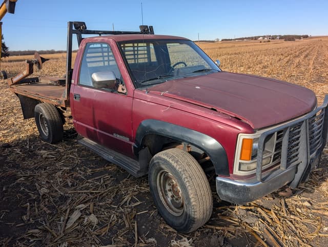Image of Chevrolet 2500 equipment image 2