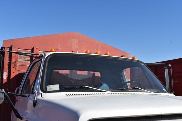 Image of Chevrolet C65 equipment image 4