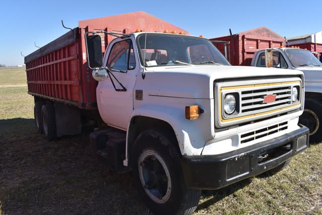 Image of Chevrolet C65 equipment image 2