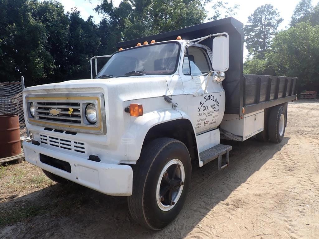 1989 Chevrolet C70 Equipment Image0