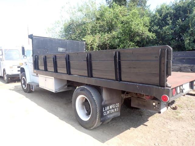 Image of Chevrolet C70 equipment image 3