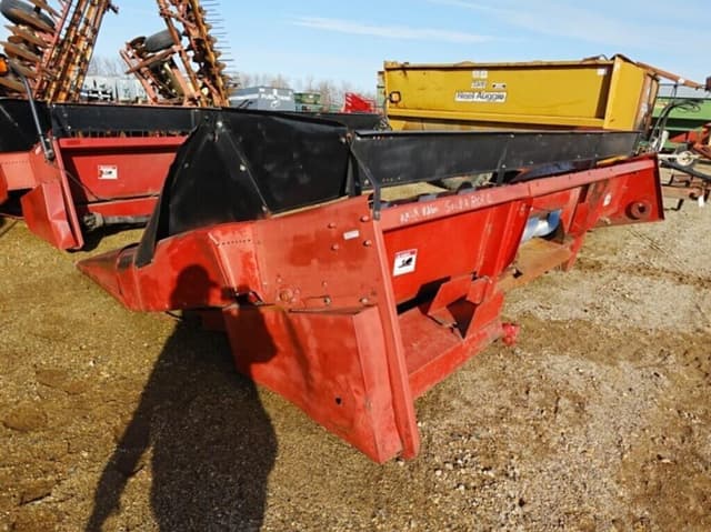 Image of Case IH 1063 equipment image 1