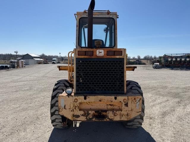 Image of John Deere 344E equipment image 3