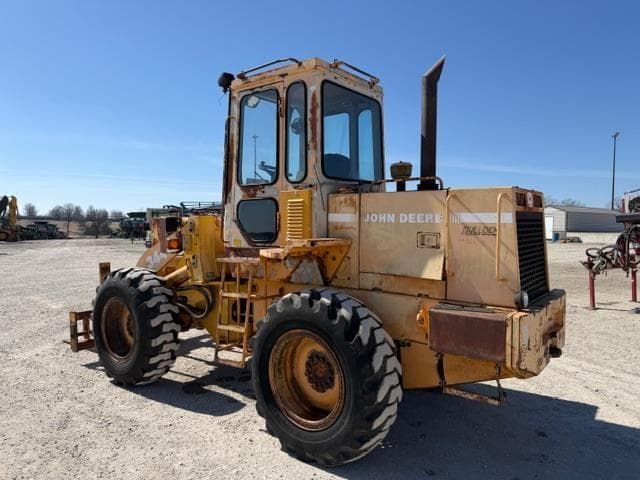 Image of John Deere 344E equipment image 2