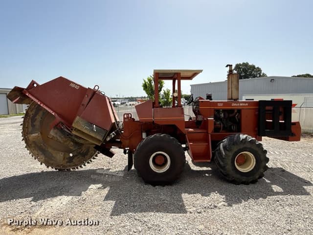 Image of Ditch Witch R100P equipment image 3