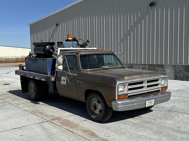 Image of Dodge Ram 350 equipment image 1