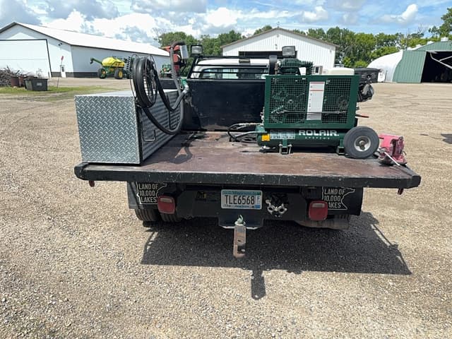 Image of Dodge Ram 2500 equipment image 4
