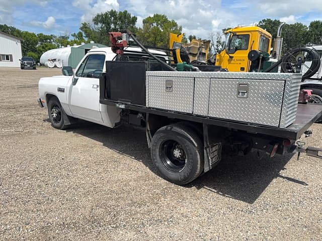 Image of Dodge Ram 2500 equipment image 3