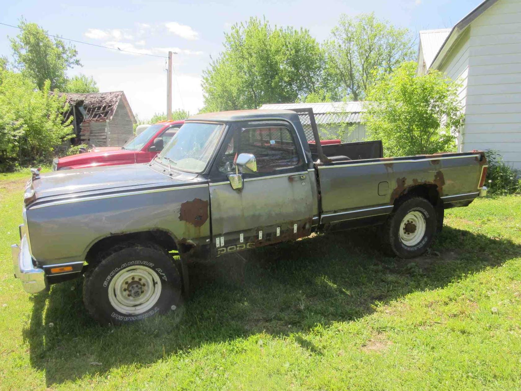 1989 Dodge W20 Equipment Image0