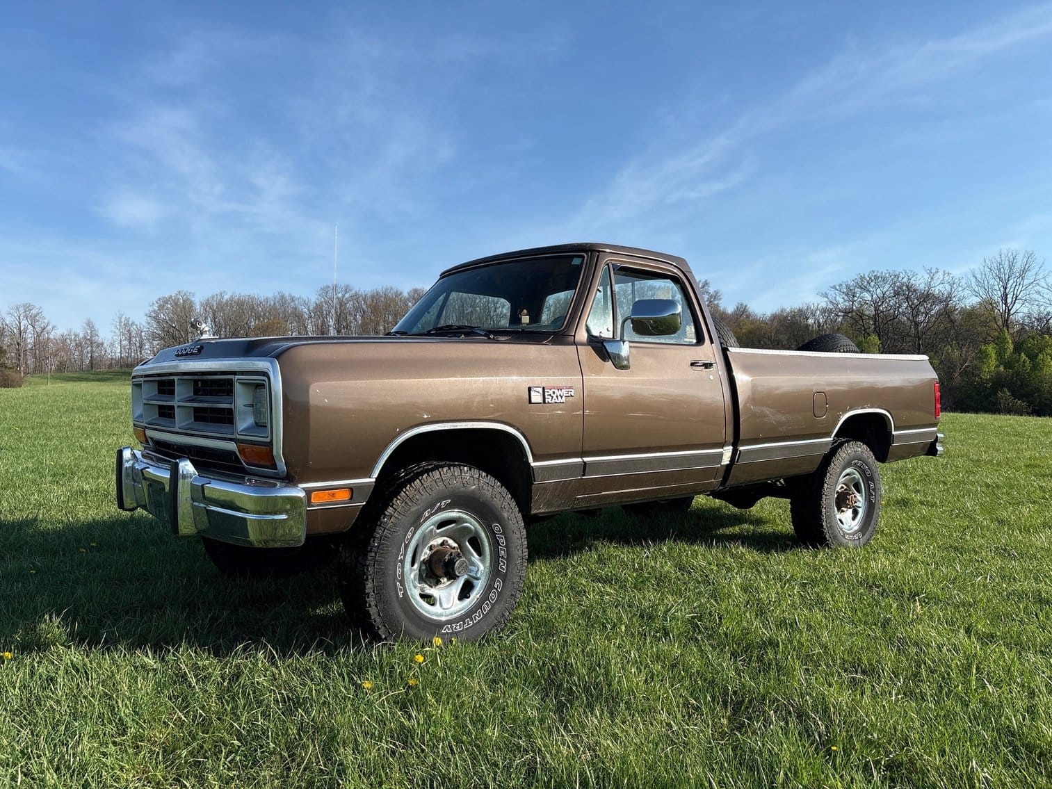 1989 Dodge Power Ram Equipment Image0