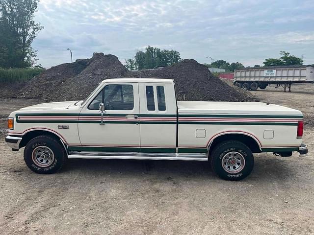 Image of Ford F-150 equipment image 1
