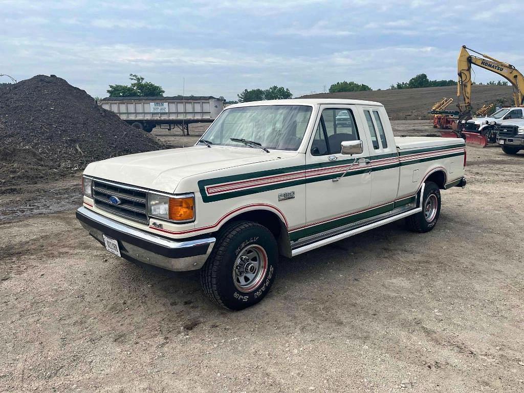 Image of Ford F-150 Primary image