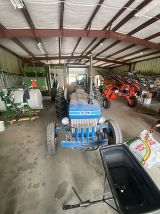 1989 Ford 2810 Equipment Image0