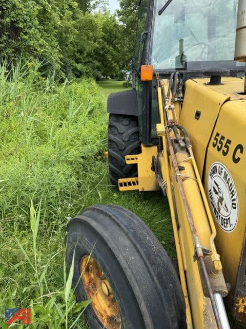 Image of Ford 555C equipment image 2