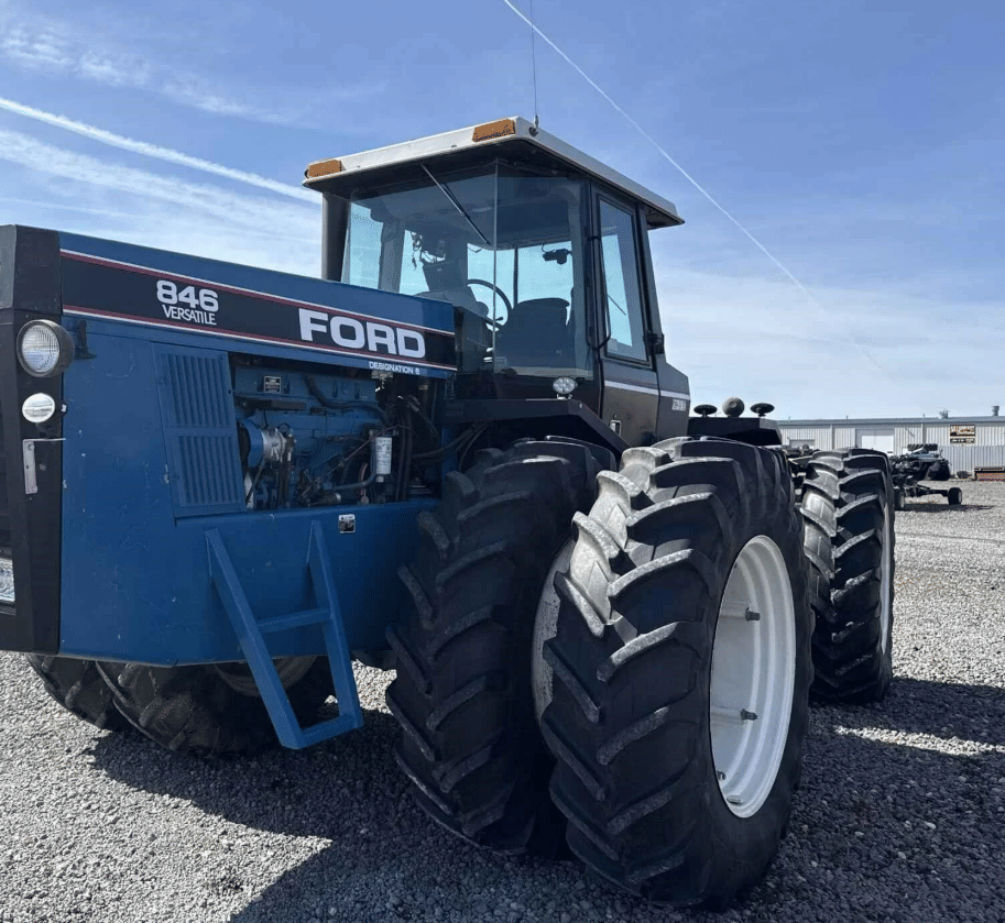 1989 Ford 846 Equipment Image0