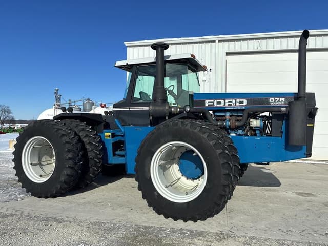 Image of Ford 876 equipment image 2