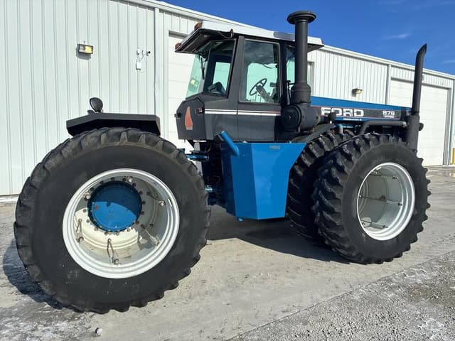 Image of Ford 876 equipment image 4