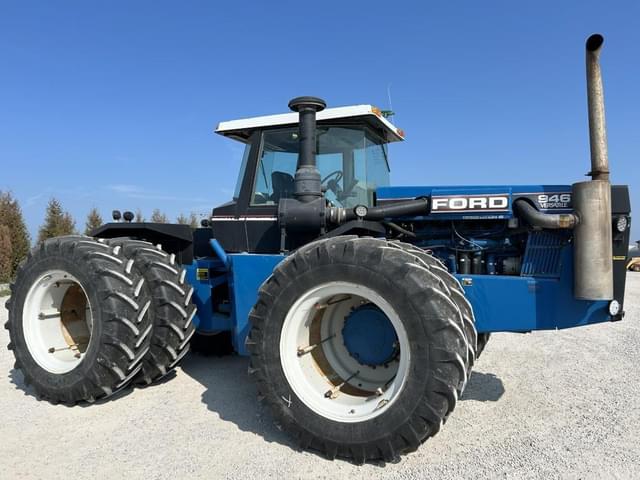 Image of Ford 946 equipment image 1