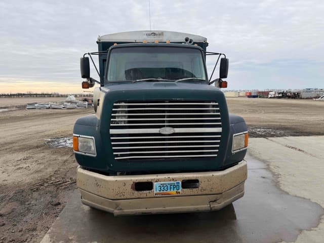 Image of Ford Aeromax L9000 equipment image 2