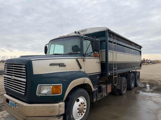 Image of Ford Aeromax L9000 equipment image 1