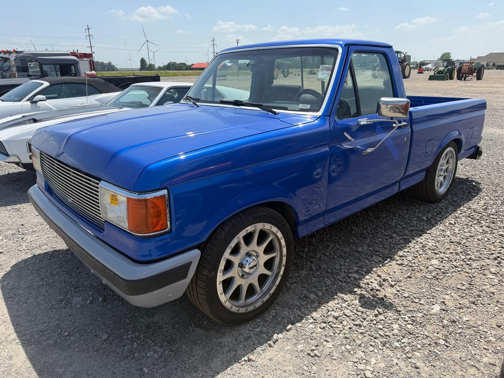 1989 Ford F-150 Equipment Image0