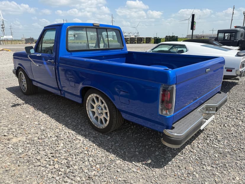 1989 Ford F-150 Lot No. 50092 Other Equipment For Sale with --- mi