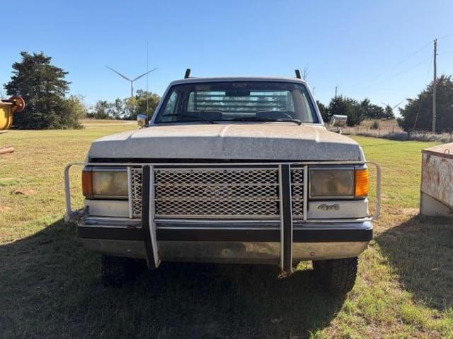 Image of Ford F-250 equipment image 1