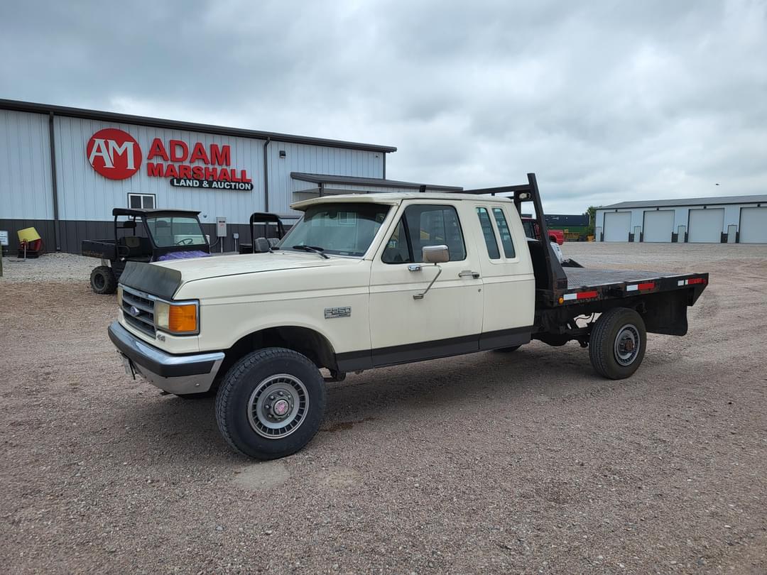 Image of Ford F-250 Primary image