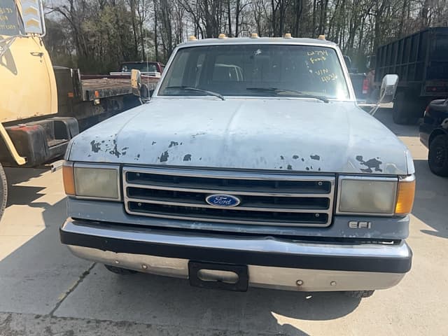 Image of Ford F-350 equipment image 1