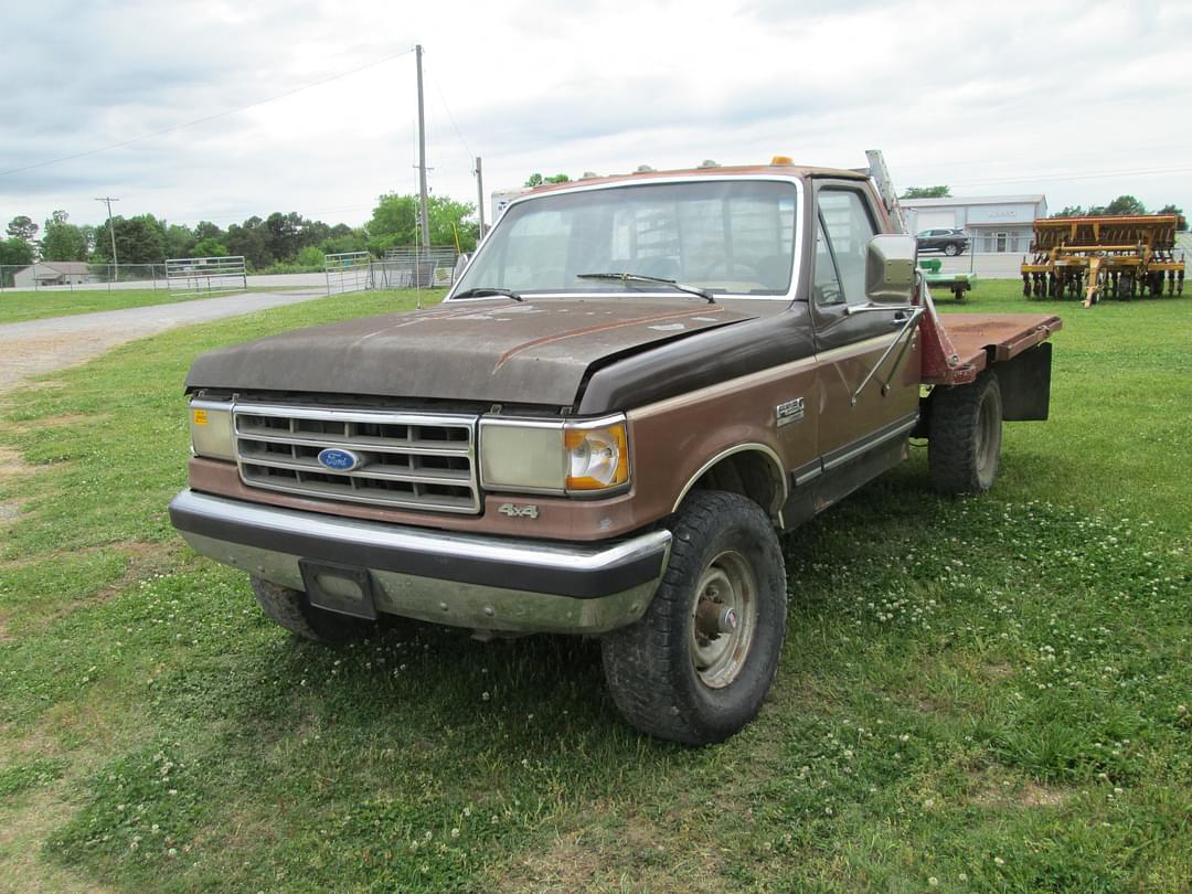 Image of Ford F-250 Primary image