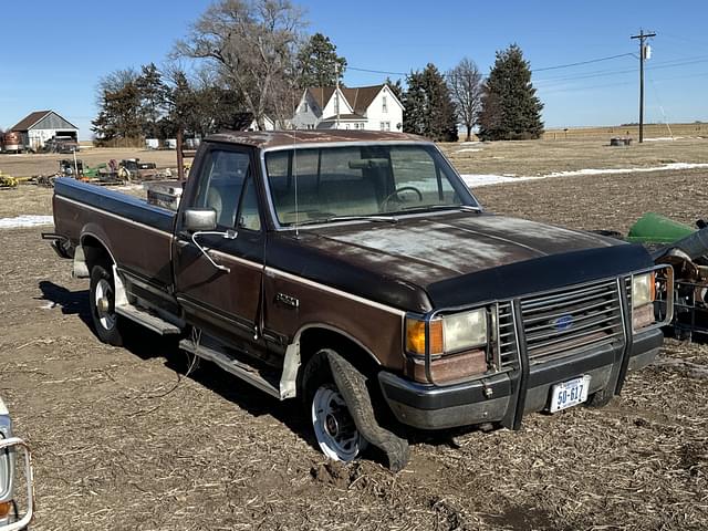 Image of Ford F-250 equipment image 1