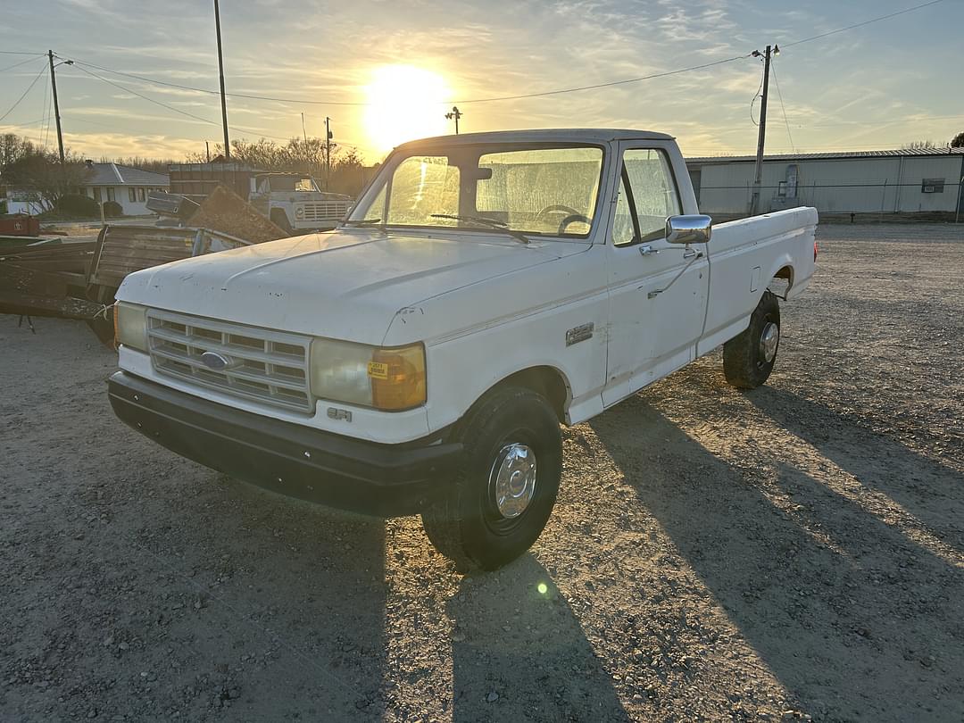 Image of Ford F-250 Primary image