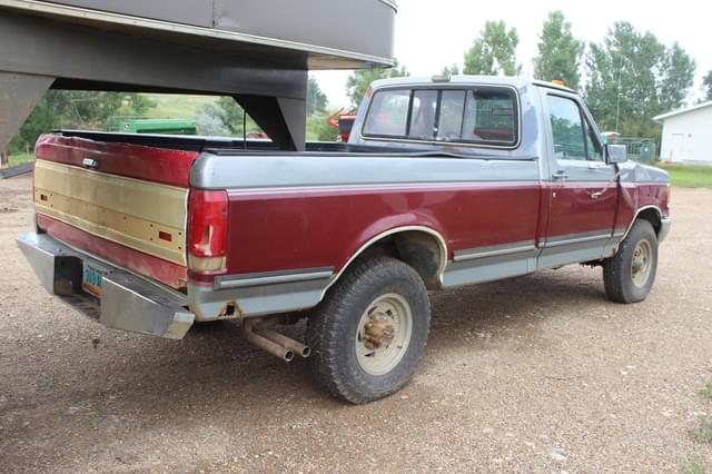 Image of Ford F-250 equipment image 4
