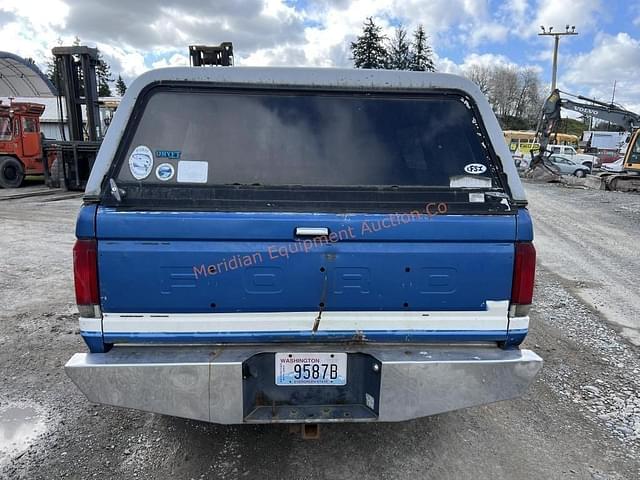Image of Ford F-250 equipment image 3