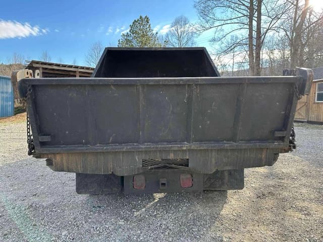 Image of Ford F600 equipment image 3