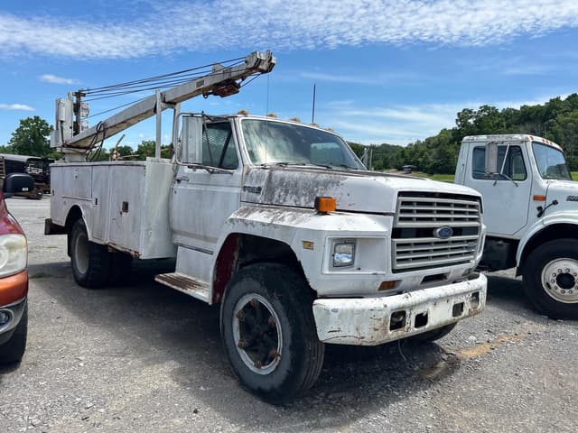 Image of Ford F600 equipment image 2