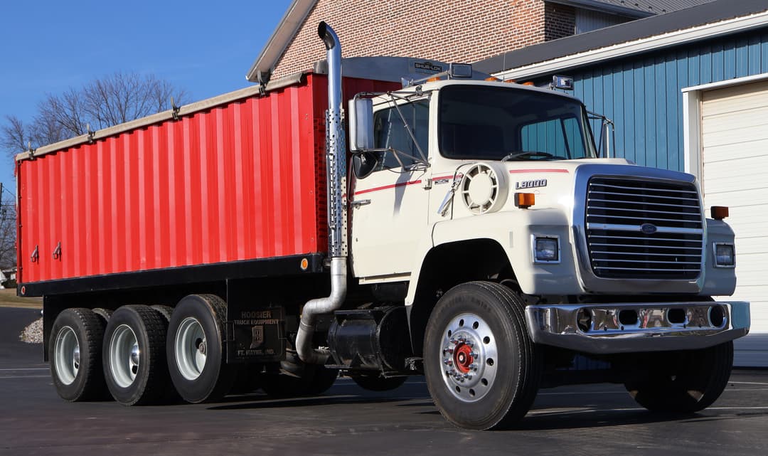 Image of Ford L9000 Primary image