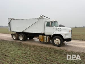 1989 Ford L9000 Image