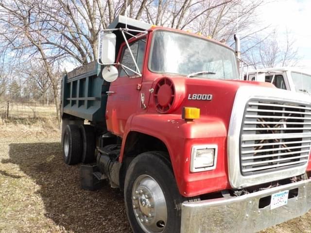 Image of Ford LA8000 equipment image 2