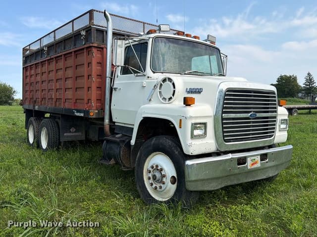Image of Ford LNT8000 equipment image 2