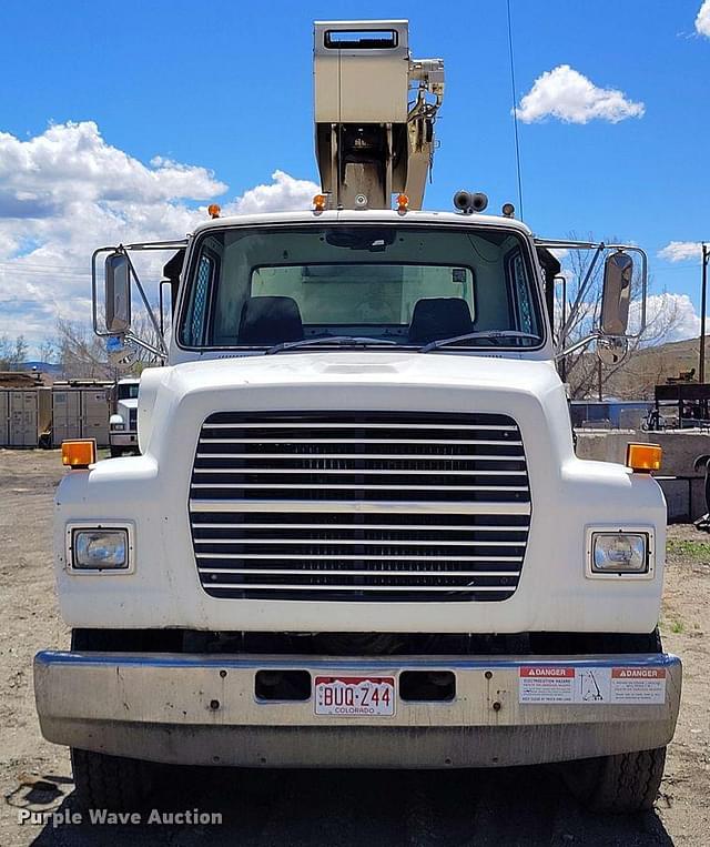 Image of Ford LT9000 equipment image 1