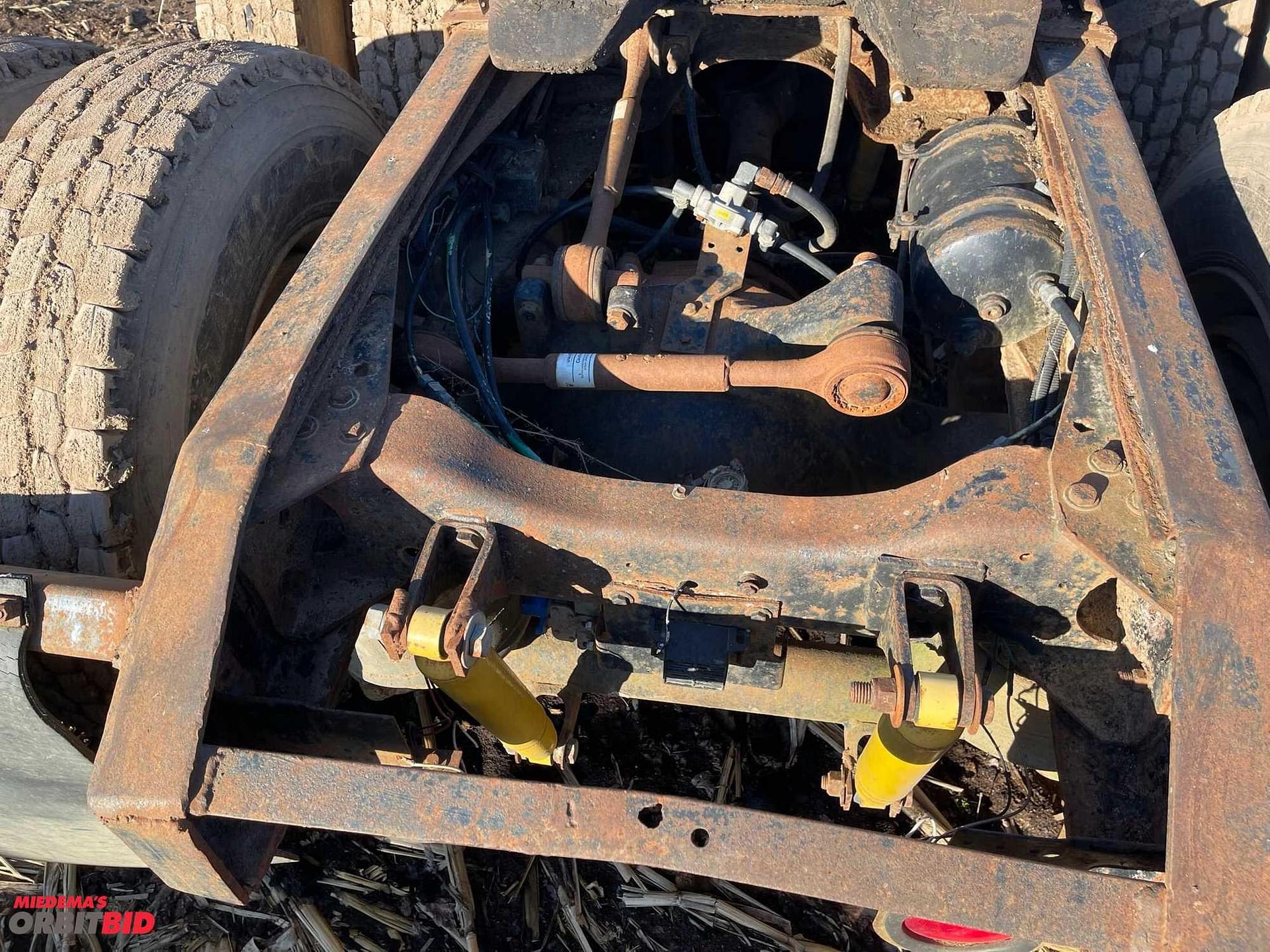 Main image Ford LTL9000 21