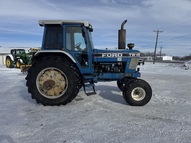 Image of Ford TW-15 equipment image 1