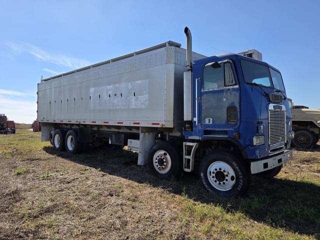 Image of Freightliner Cab Over equipment image 1