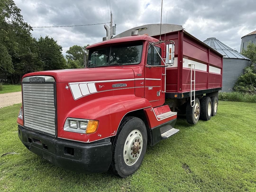 Image of Freightliner FLD120 Primary image