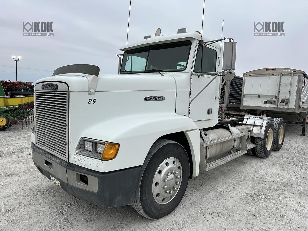Image of Freightliner FLD120 Primary image