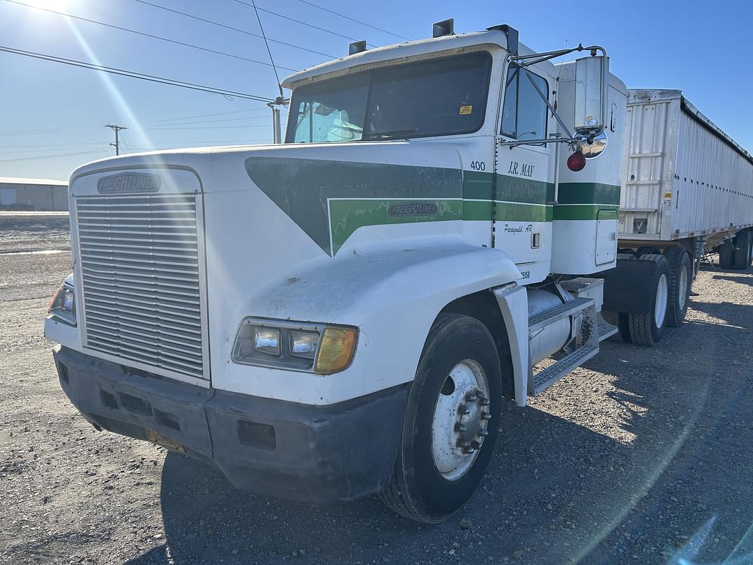 Image of Freightliner FLD120 Primary image