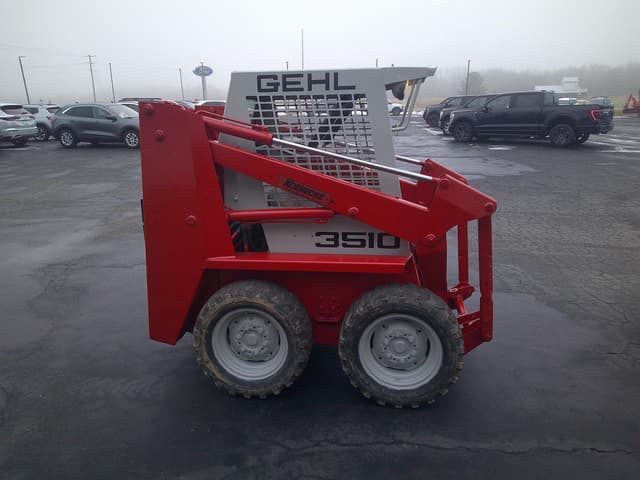 Image of Gehl 3510 equipment image 3
