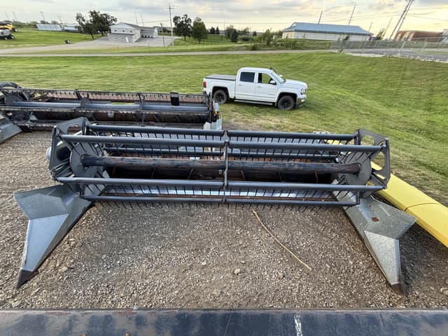 Image of Gleaner 315 equipment image 1