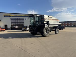 1989 Gleaner R50 Image